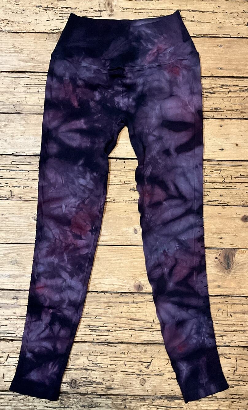 Spiritual Gangster Women’s Size M/L Purple Tie Dye Leggings NWOT
